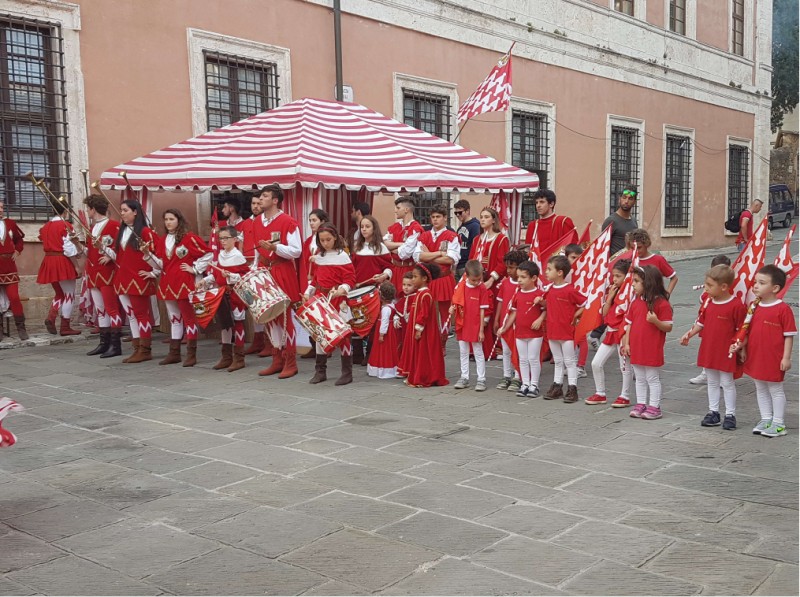 San Quirico d'Orcia festa medievale Castello in festa Siena