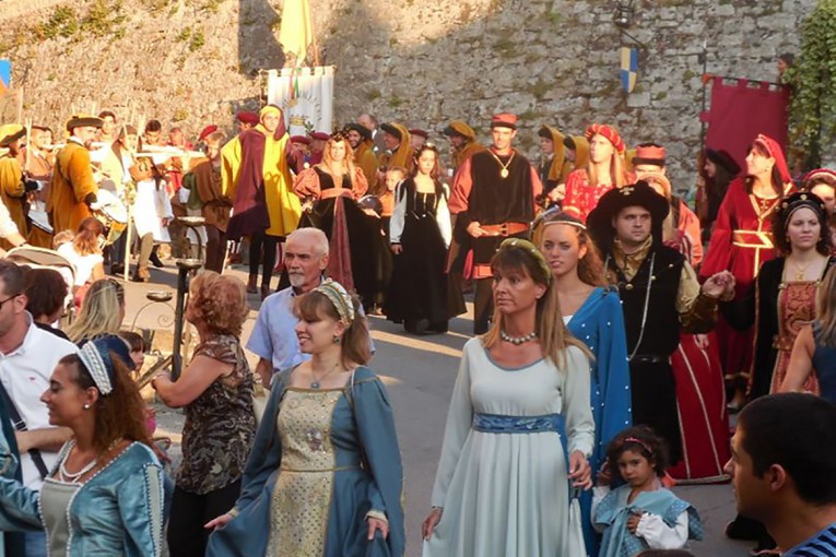 Nozzano festa medievale Il Castello rivive Lucca