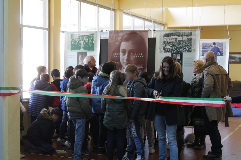 Capannori mostra Anne Frank, una storia attuale Lucca